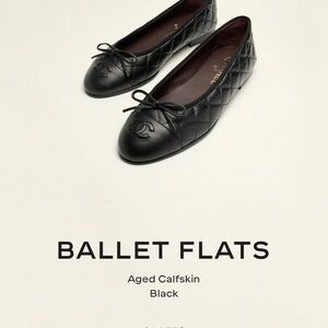 CHANEL Black Quilted Leather Flats